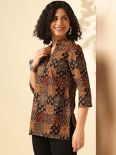 Multicolor Ethnic Print Cotton Kurta – Straight Fit – Band Collar