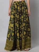 Green Flared Viscose Rayon Maxi Skirt – Elastic Waistband – Printed