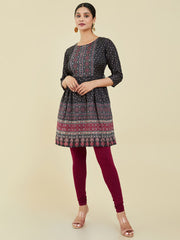 Maroon Solid Cotton Blend Churidar – Mid-Rise – Slip-On