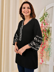 Black & White Straight Viscose Rayon Kurti – V-Neck – Floral Thread Embroidery