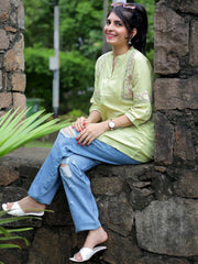 Green & White A-Line Viscose Rayon Kurti – Mandarin Collar – Floral Embroidered