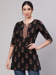 Black & Red A-Line Pure Cotton Kurti – Round Neck – Floral Print