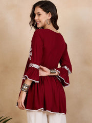 Red & White A-Line Viscose Rayon Kurti – V-Neck – Floral Embroidered