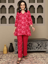 Red Printed Pure Cotton Co-Ord Set – V-Neck – Three-Quarter Sleeves