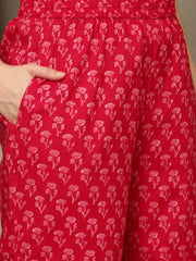 Red Printed Pure Cotton Co-Ord Set – V-Neck – Three-Quarter Sleeves
