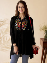 Black Embroidered Short Kurti – Mandarin Collar – Thread Work