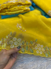 Pixel Crush Saree – Sequins, Cutdana, and Moti Work