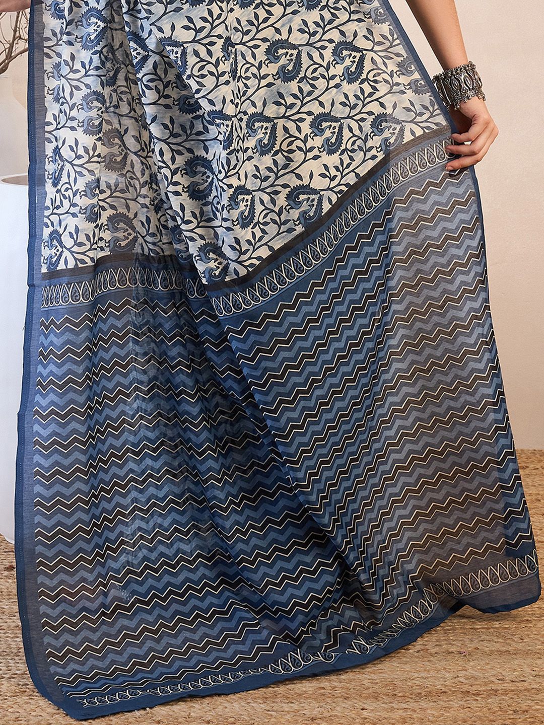 Off White & Blue Dabu Art Silk Saree – Ready to Wear – Ethnic Motif Print