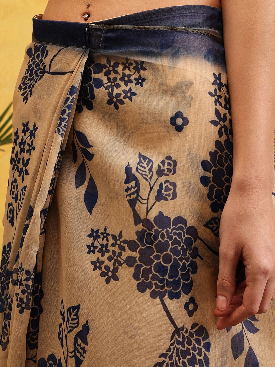Beige & Black Floral Printed Silk Cotton Saree – Solid Border – Ready to Wear