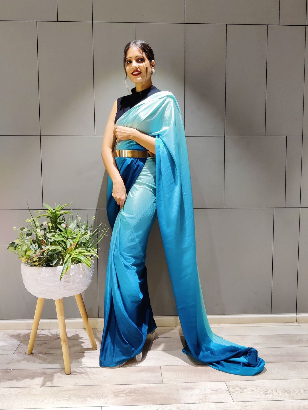 Turquoise Blue & White Ombre Poly Crepe Saree – Blouse Piece – No Border