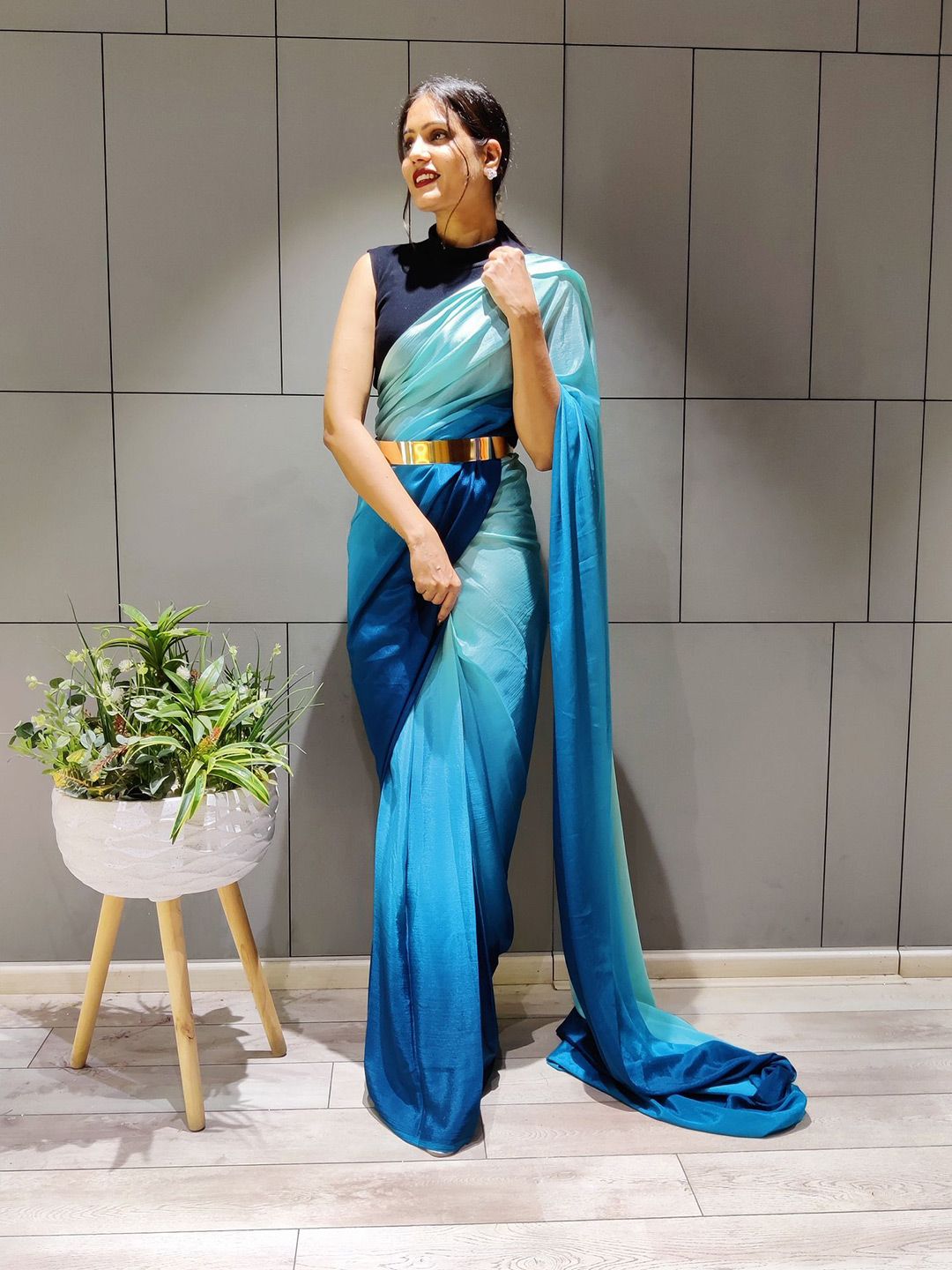 Turquoise Blue & White Ombre Poly Crepe Saree – Blouse Piece – No Border