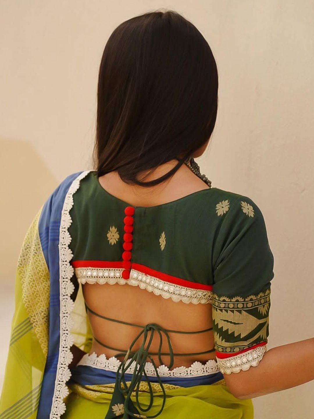 Green Jamdani Cotton Saree Blouse – V-Neck – Woven Motifs