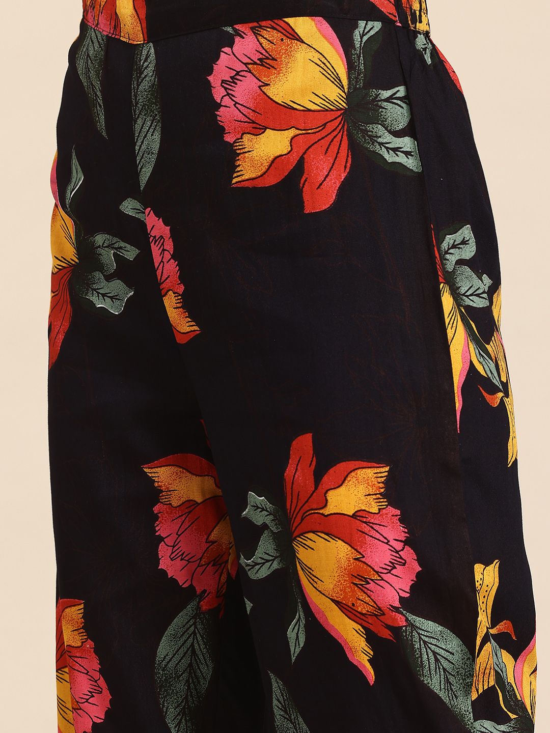 Black & Multicolour Floral Printed Viscose Rayon Co-Ord Set – Round Neck – Printed