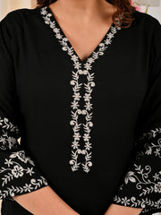 Black & White Straight Viscose Rayon Kurti – V-Neck – Floral Thread Embroidery