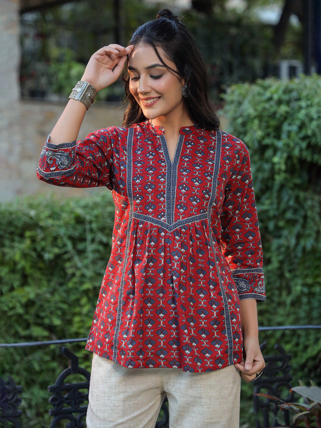 Maroon & Blue A-Line Pure Cotton Kurti – Mandarin Collar – Ethnic Motifs Print