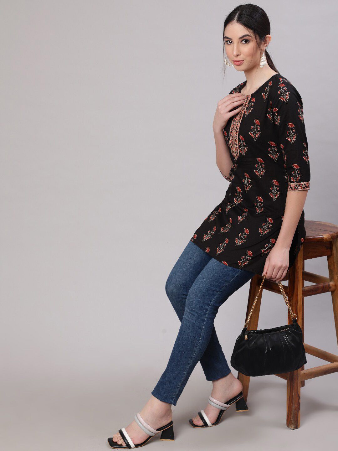 Black & Red A-Line Pure Cotton Kurti – Round Neck – Floral Print