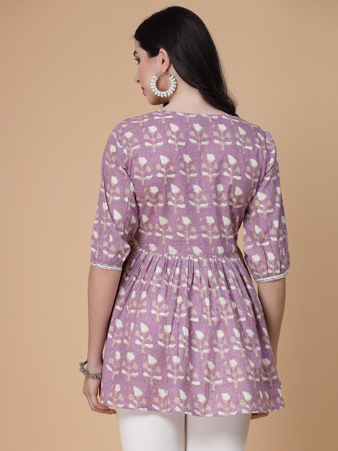 Pink & White Floral Printed Pure Cotton A-Line Kurti – Round Neck – Puff Sleeves