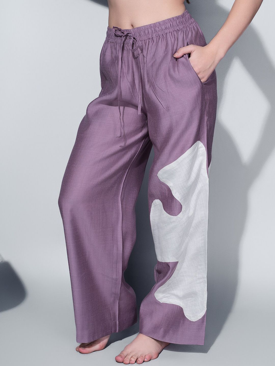 Purple & White Viscose Rayon Night Suit – V-Neck – Applique Detail