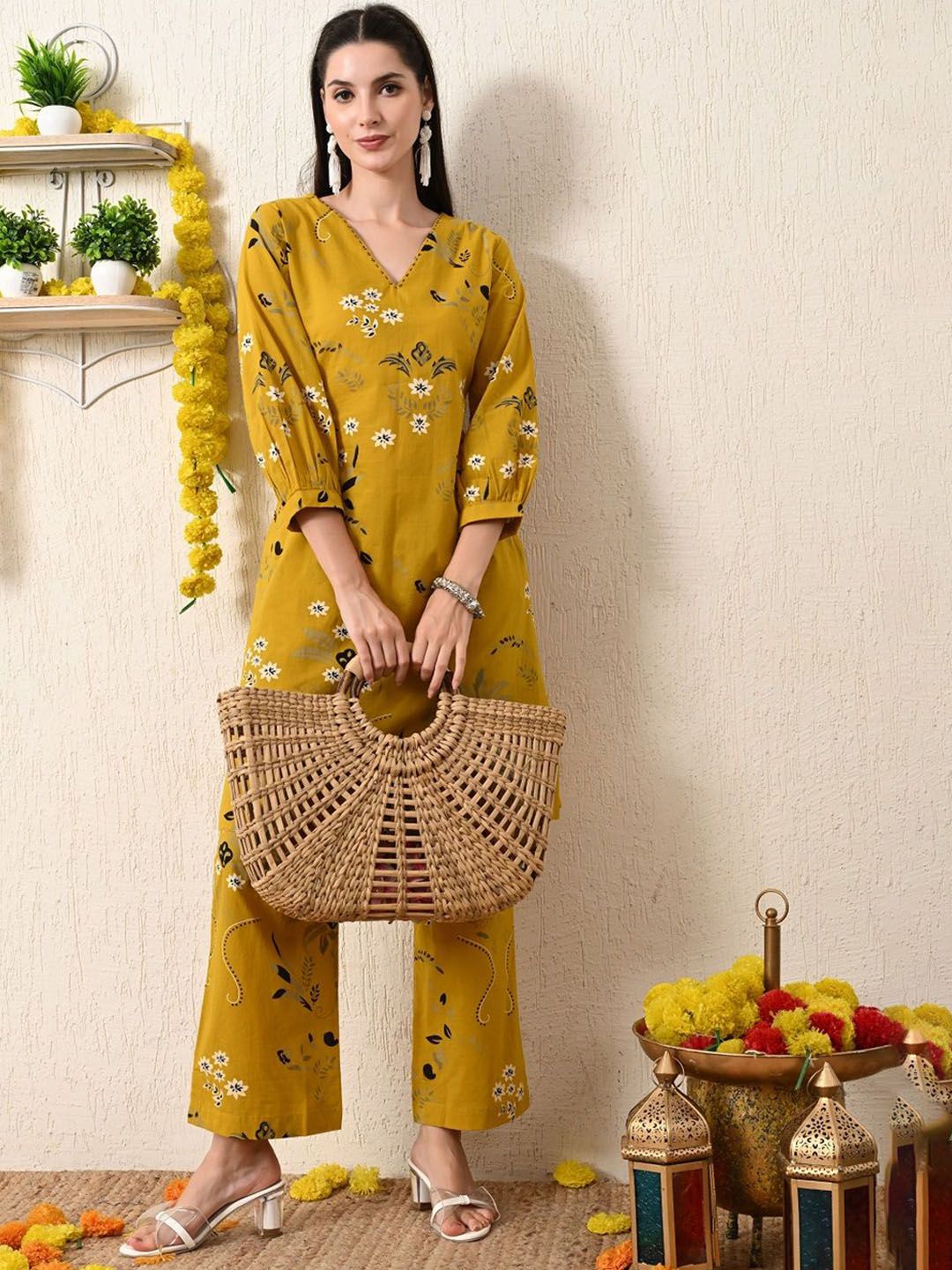 Mustard Printed Cotton Blend Co-Ord Set – V-Neck – Slip-On Closure