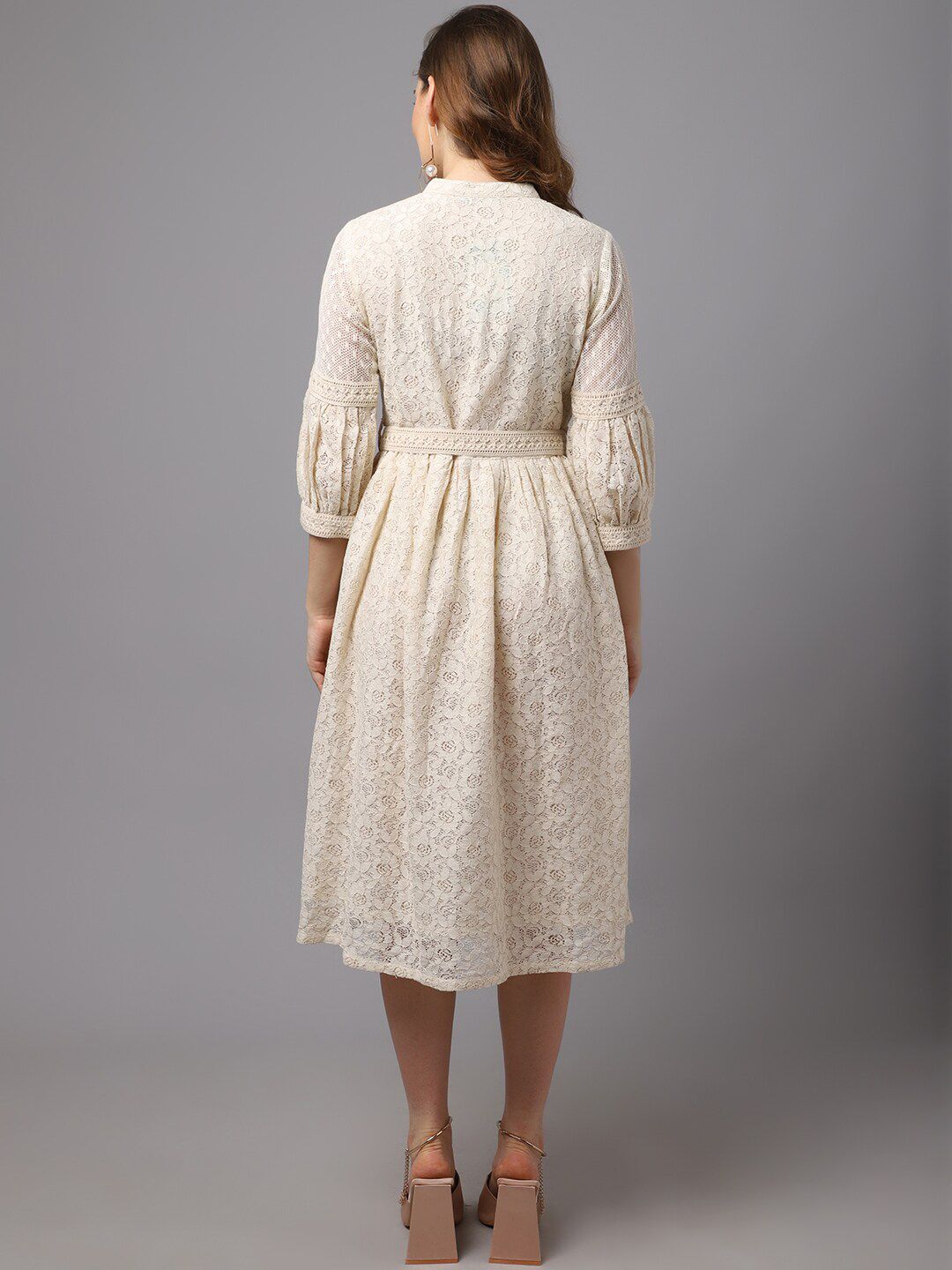 Off White Fit & Flare Cotton Midi Dress – Round Neck – Lace Inserts