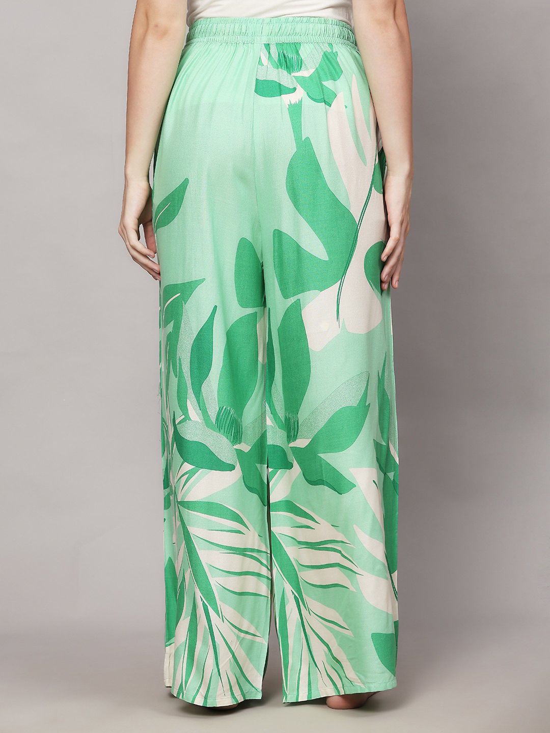 Green & White Floral Printed Viscose Rayon Palazzos – Elastic Waist – Flared