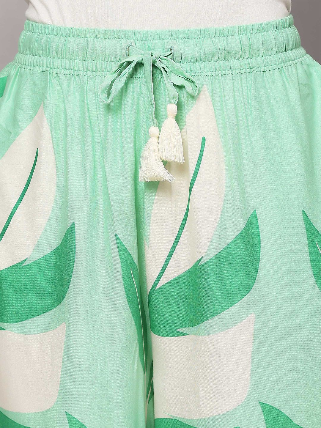 Green & White Floral Printed Viscose Rayon Palazzos – Elastic Waist – Flared