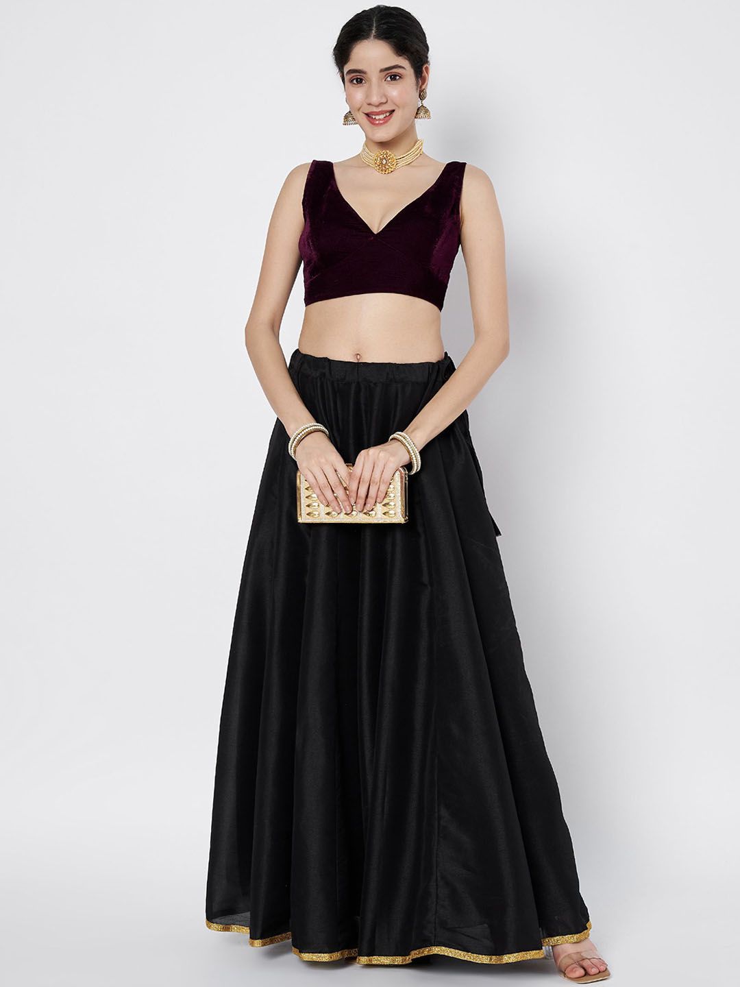 Burgundy Solid Velvet Saree Blouse – V-Neck – Sleeveless