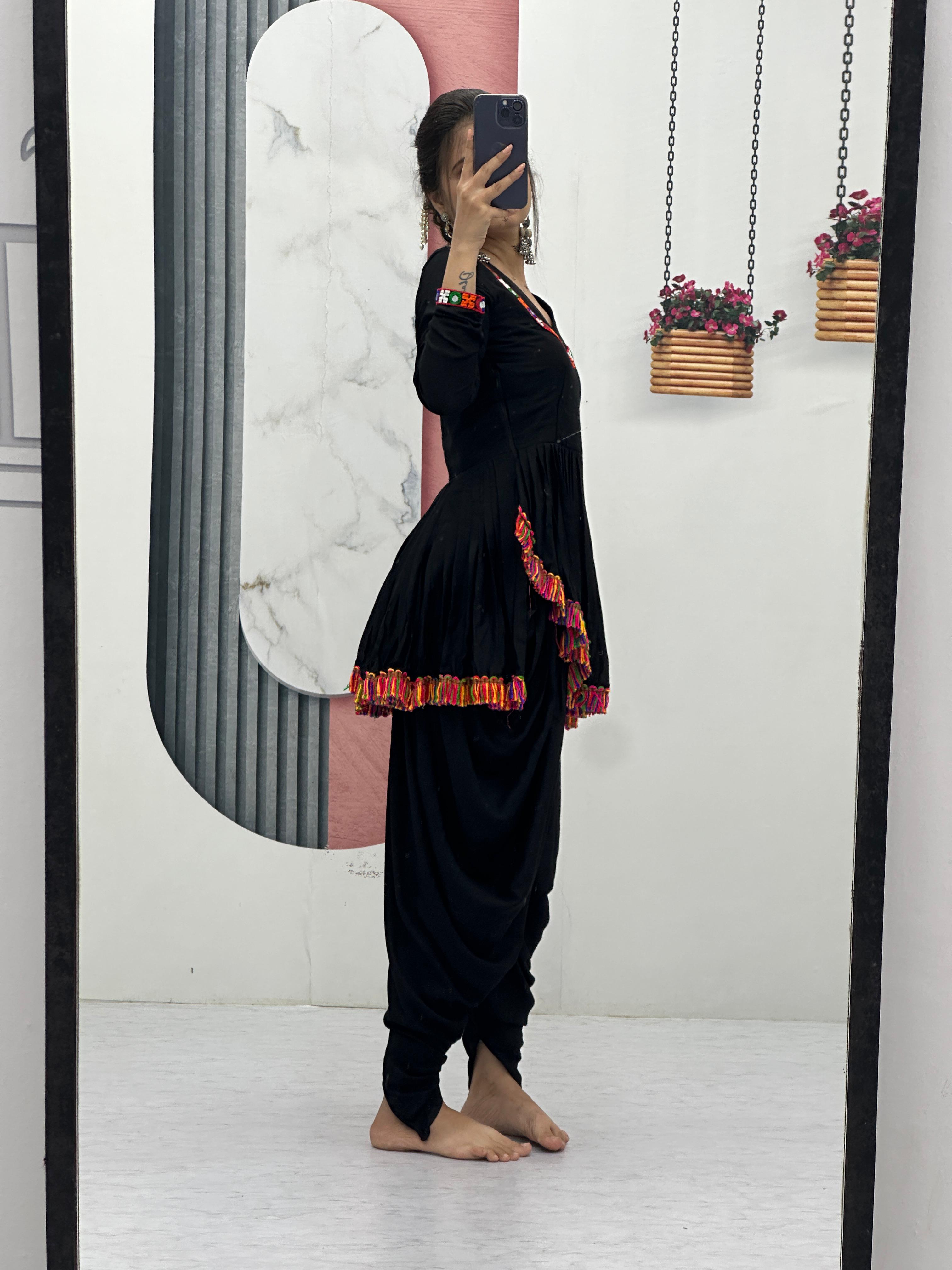 Riyon Cotton Dhoti-Kediyu Set – Gamathi & Mirror Work