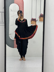 Riyon Cotton Dhoti-Kediyu Set – Gamathi & Mirror Work